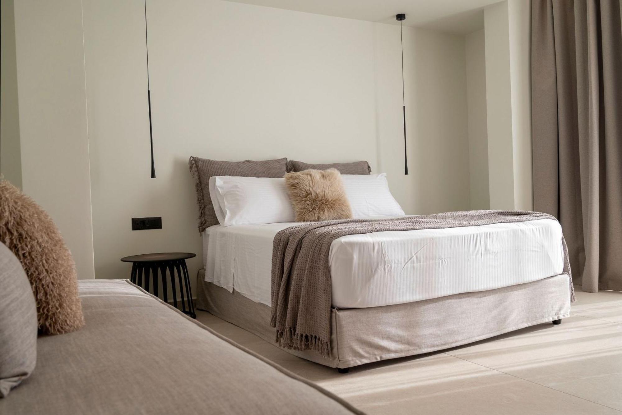 Rhotheon Suites In Ялисос Екстериор снимка