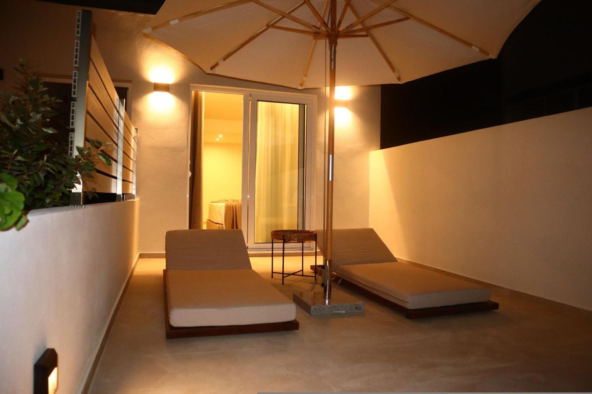 Rhotheon Suites In Ялисос Екстериор снимка